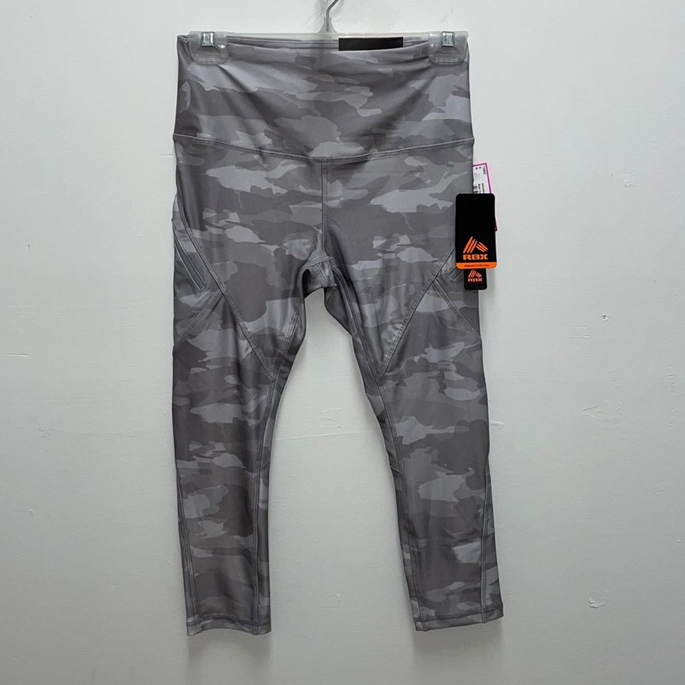 Athletic Capri Leggings